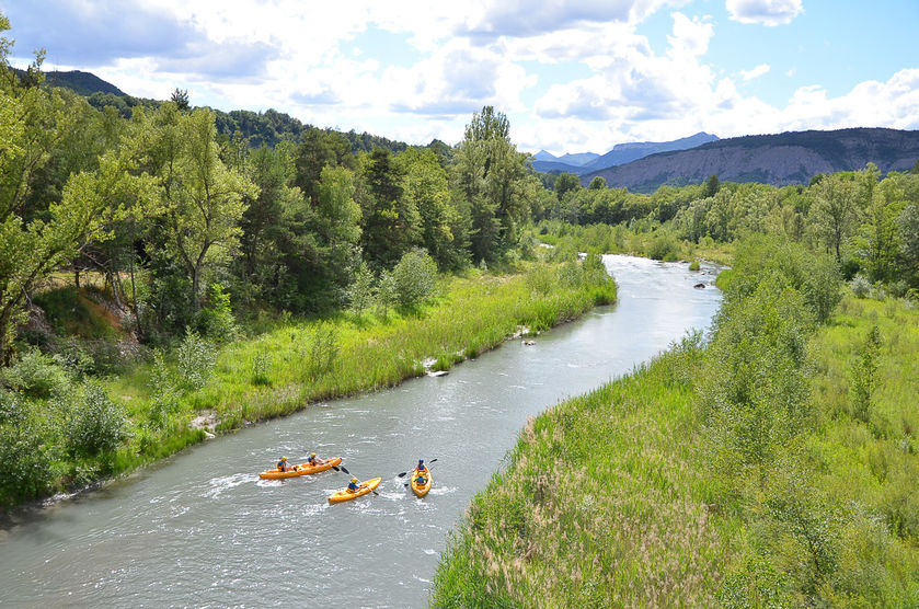 Canoeing - © Undiscovered Mountains