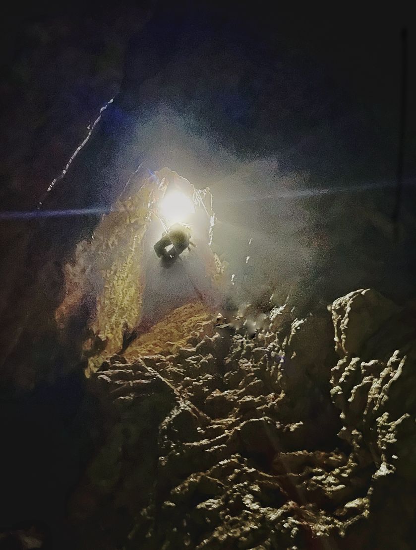 D'incroyables souvenirs avec nos sorties spéléologie tous niveaux  - Ecrins - © ESC