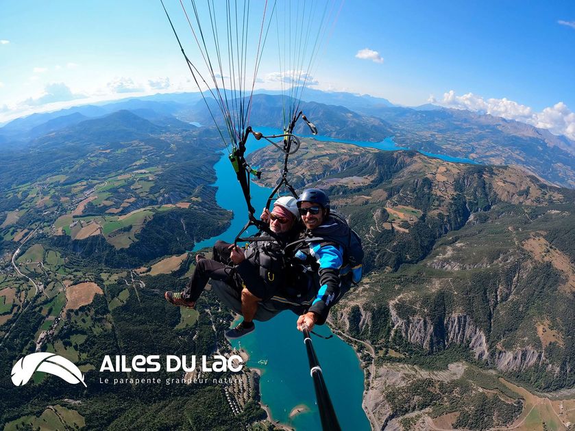 Ailes du Lac : parapente à Serre-Ponçon - © Ailes du Lac