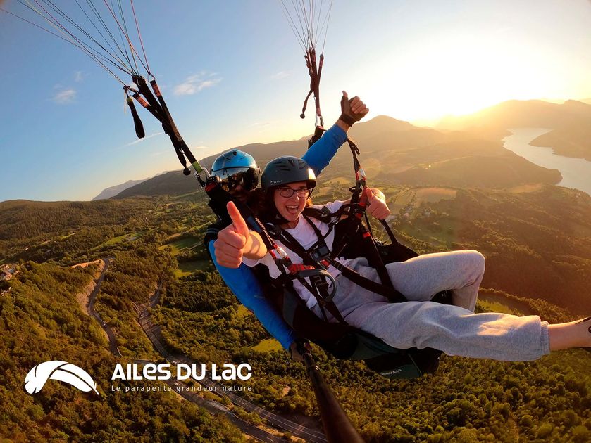 Ailes du Lac : parapente à Serre-Ponçon - © Ailes du Lac