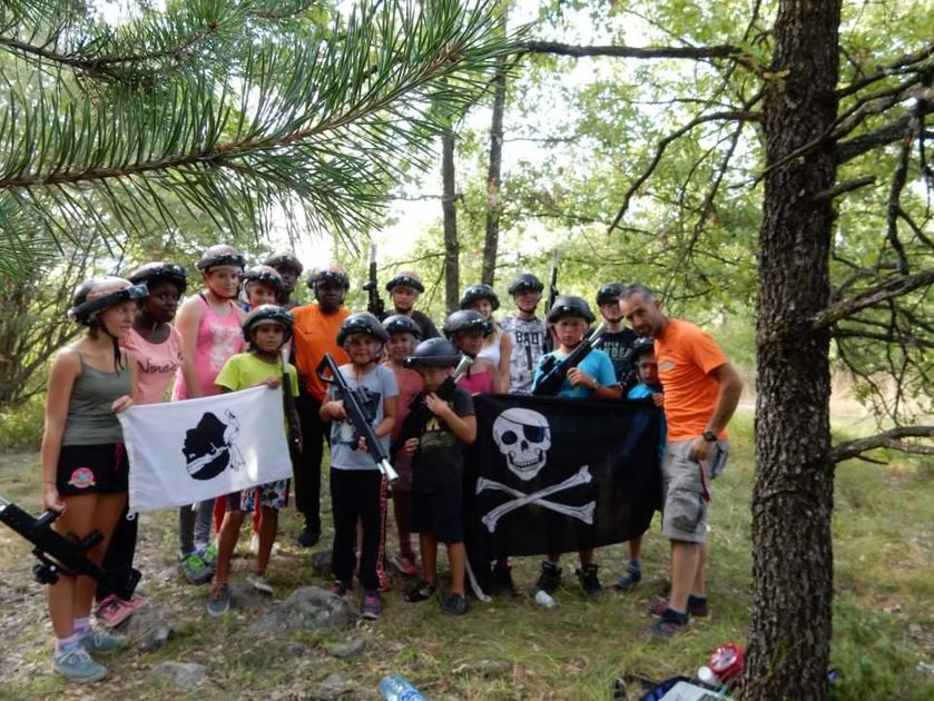 Laser game dans le camping - © Les Bonnets