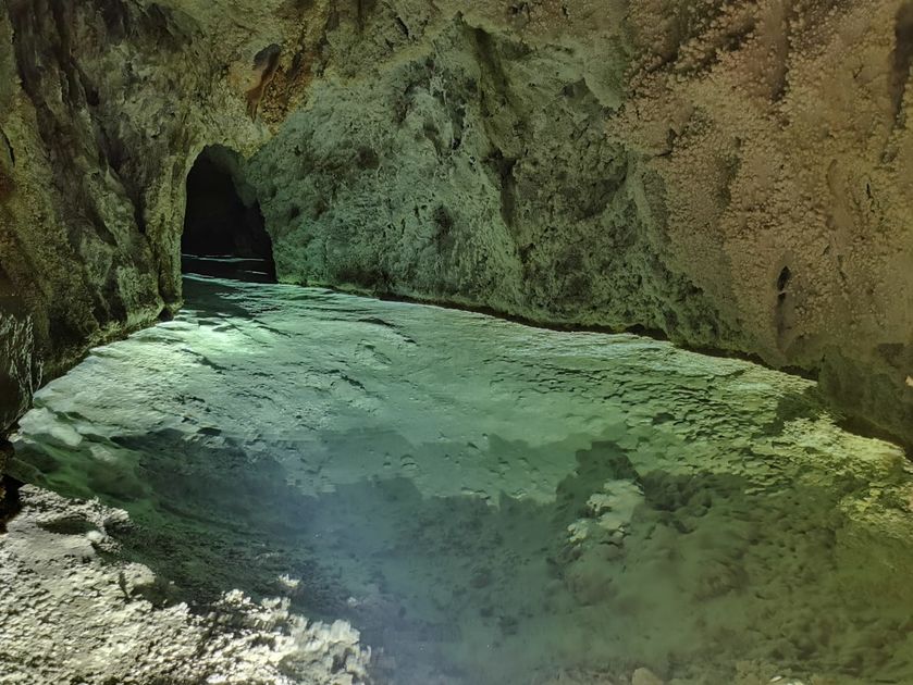 Grotte de Saint Julien En beauchêne - © ESC