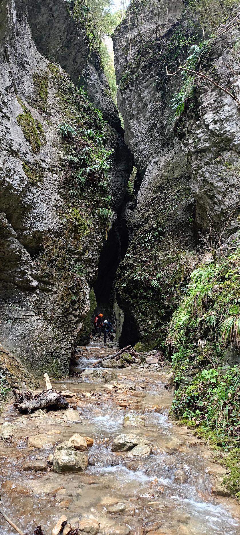 Le Rio Sourd - © Ecrins Spéléo Canyon