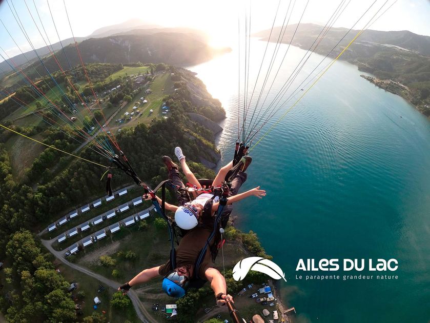 Ailes du Lac : parapente à Serre-Ponçon - © Ailes du Lac