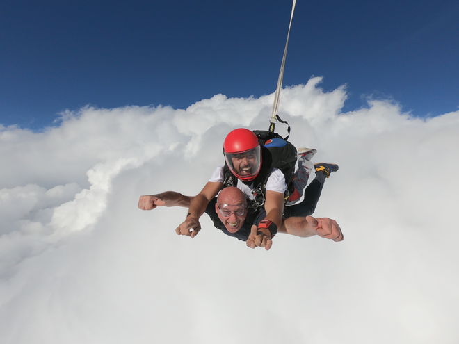 Saut parachute Tallard - © Paradrenalin