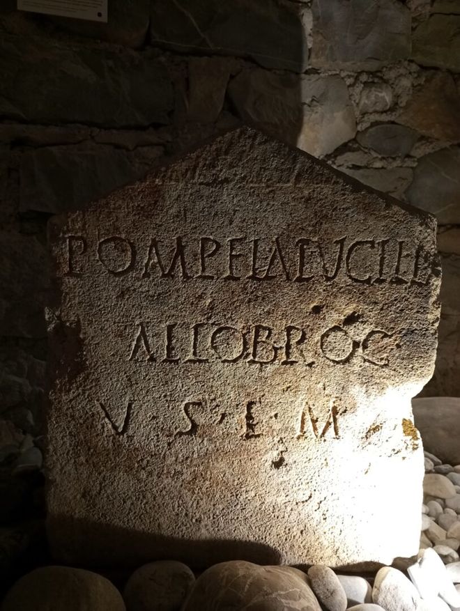 Visite à la lampe torche de l’exposition « Mons Seleucus, carrefour divin »_Gap - © Mmd 05 Visite à la lampe torche de l’exposition « Mons Seleucus, carrefour divin »_Gap - © Mmd 05