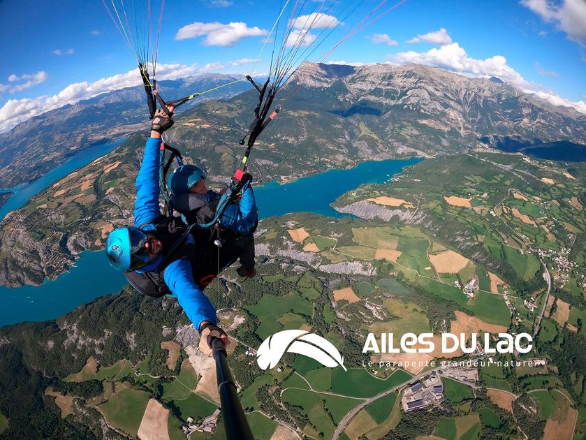 Ailes du Lac : parapente à Serre-Ponçon - © Ailes du Lac