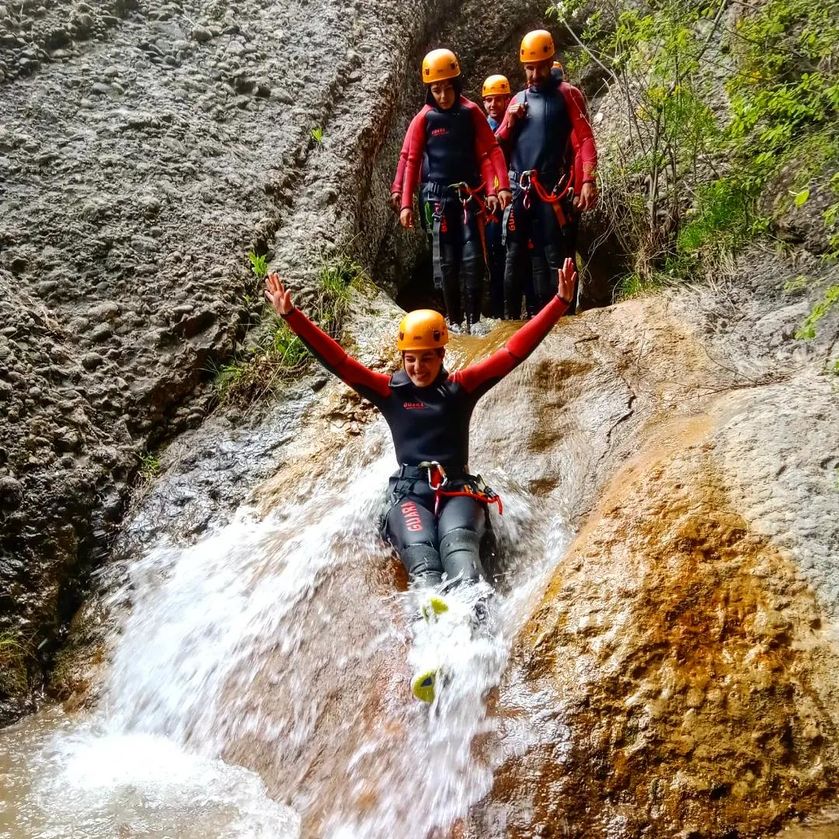 Toboggan au Rif Lauzon - © Ecrins Spéléo Canyon