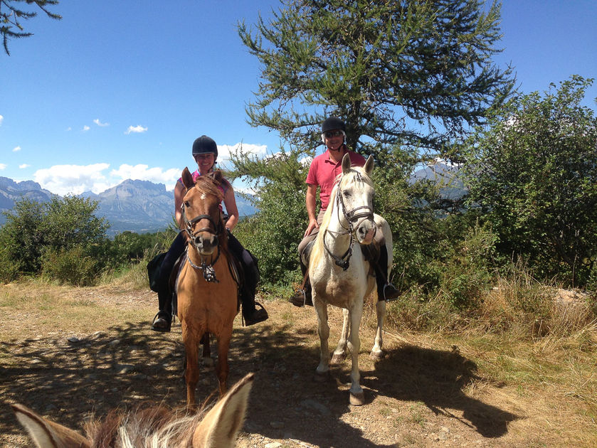 Horse Riding - © Undiscovered Mountains