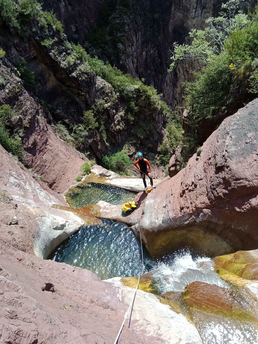 Canyoning tous niveaux avec Ecrins Spéléo Canyon - © ESC