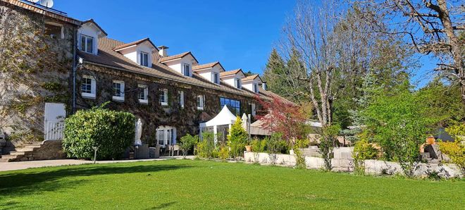 Batisse - © REBINGUET Batisse - © REBINGUET